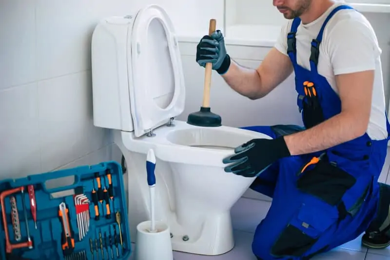 Descubra por que a Troca de Caixas de Água é Importante para sua Casa